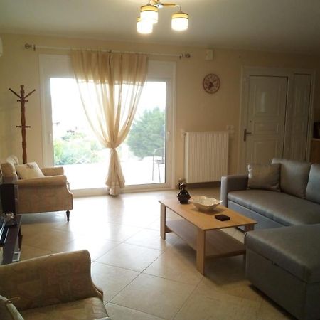 Aliveri Flat With Sea View Buitenkant foto