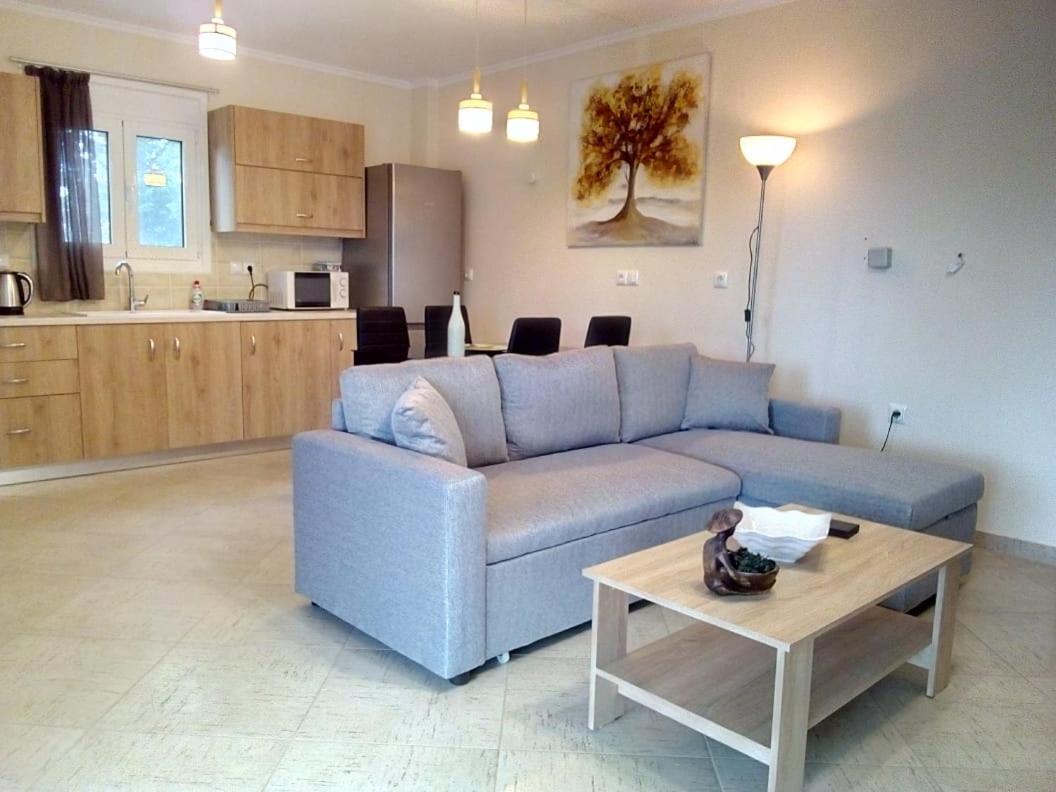 Aliveri Flat With Sea View Buitenkant foto