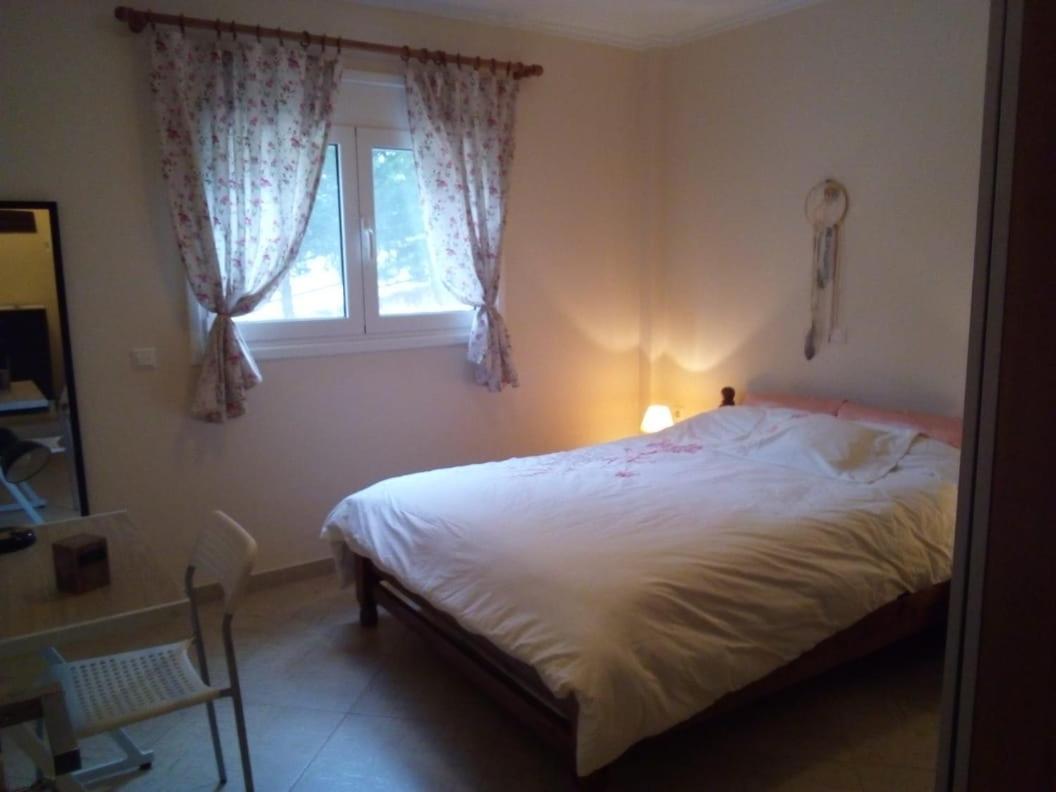 Aliveri Flat With Sea View Buitenkant foto