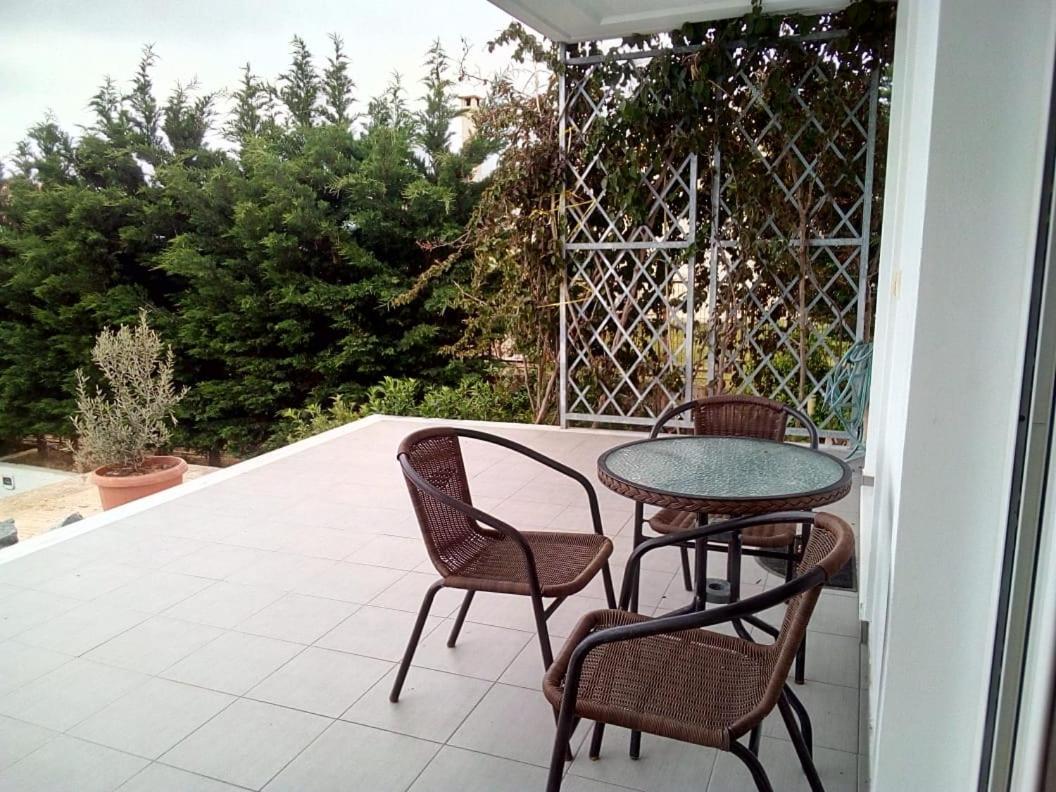 Aliveri Flat With Sea View Buitenkant foto