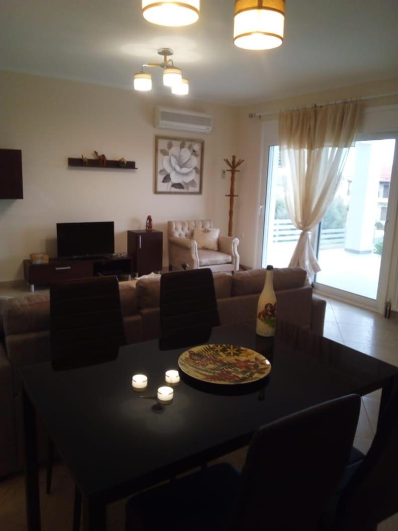 Aliveri Flat With Sea View Buitenkant foto